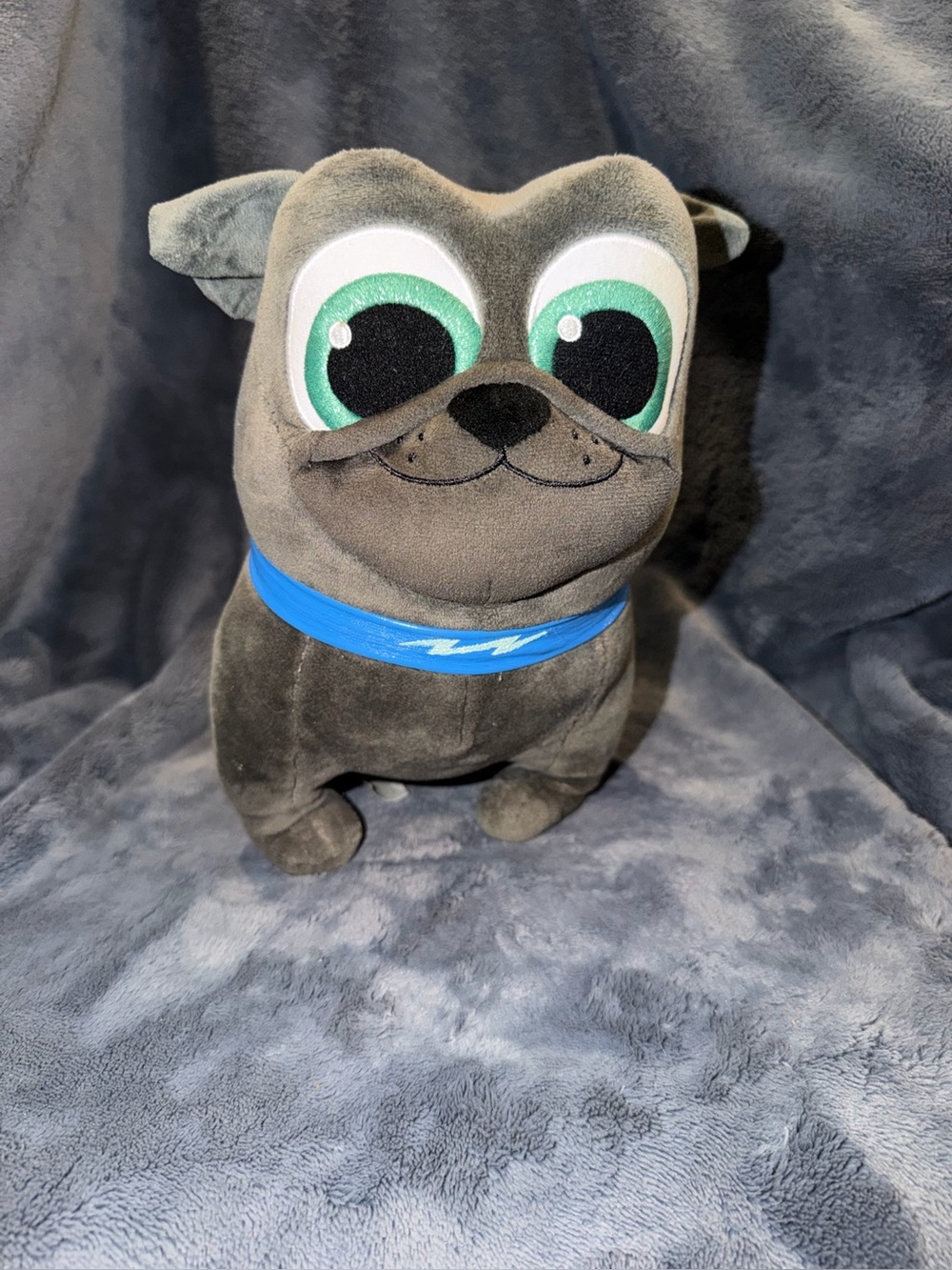 Disney Store Plush Puppy Dog Pals BINGO Gray Bulldog Stuffed Animal Blue Collar